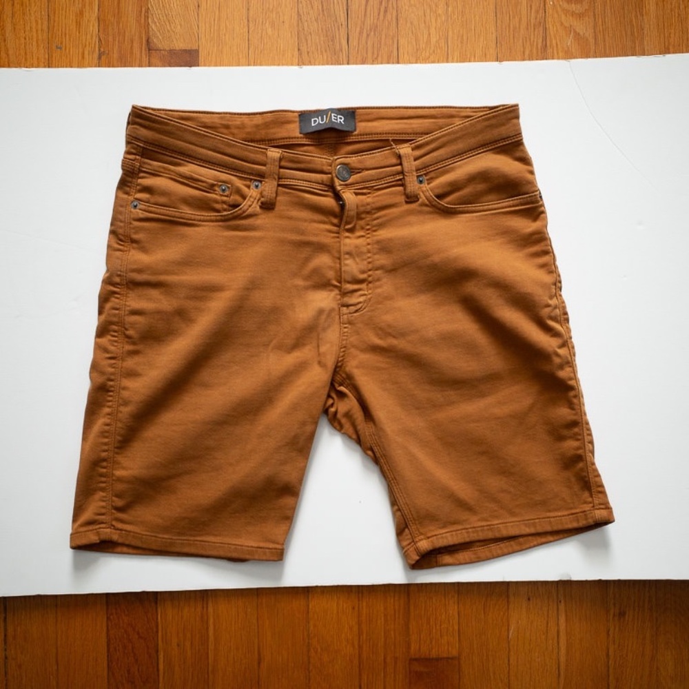 DU/ER DUER Men's size 34 "No Sweat" shorts N2X Slim Fit - warm brown color